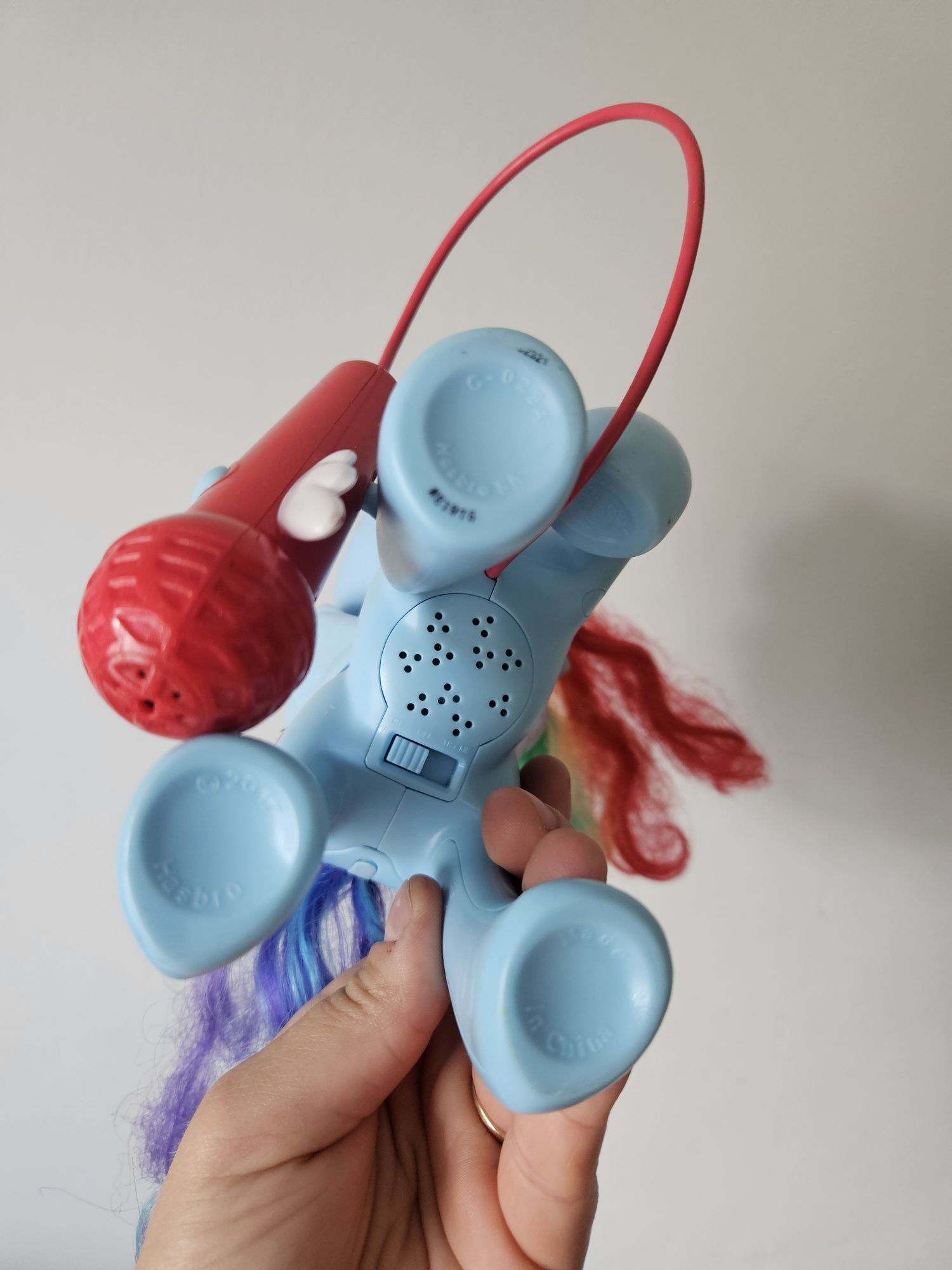 Interaktywny kucyk my little pony rainbow dash śpiewający