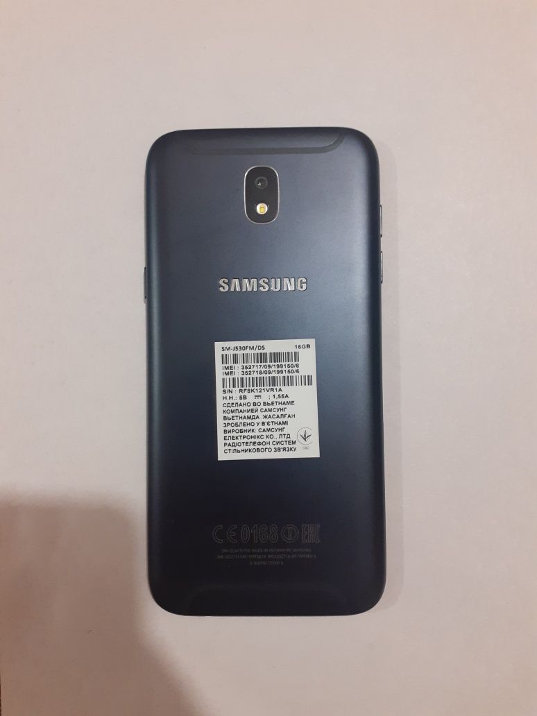 Продам Samsung J530F/DS