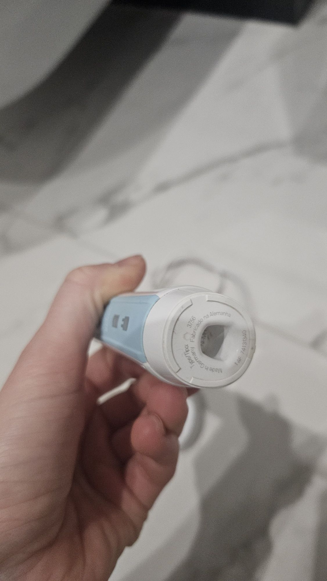 Szczoteczka elektryczna rotacyjno pulsacyjne oral b typ 3756 ładowarka