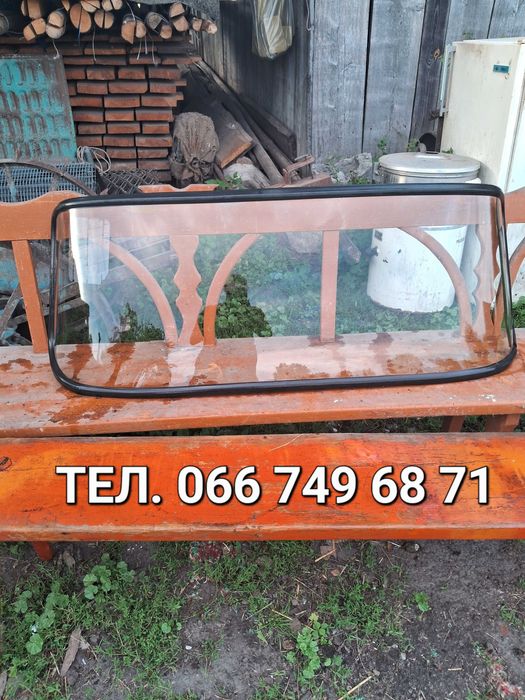 Скто вітрове (лобове) задннє на москвич 412 з резинкою