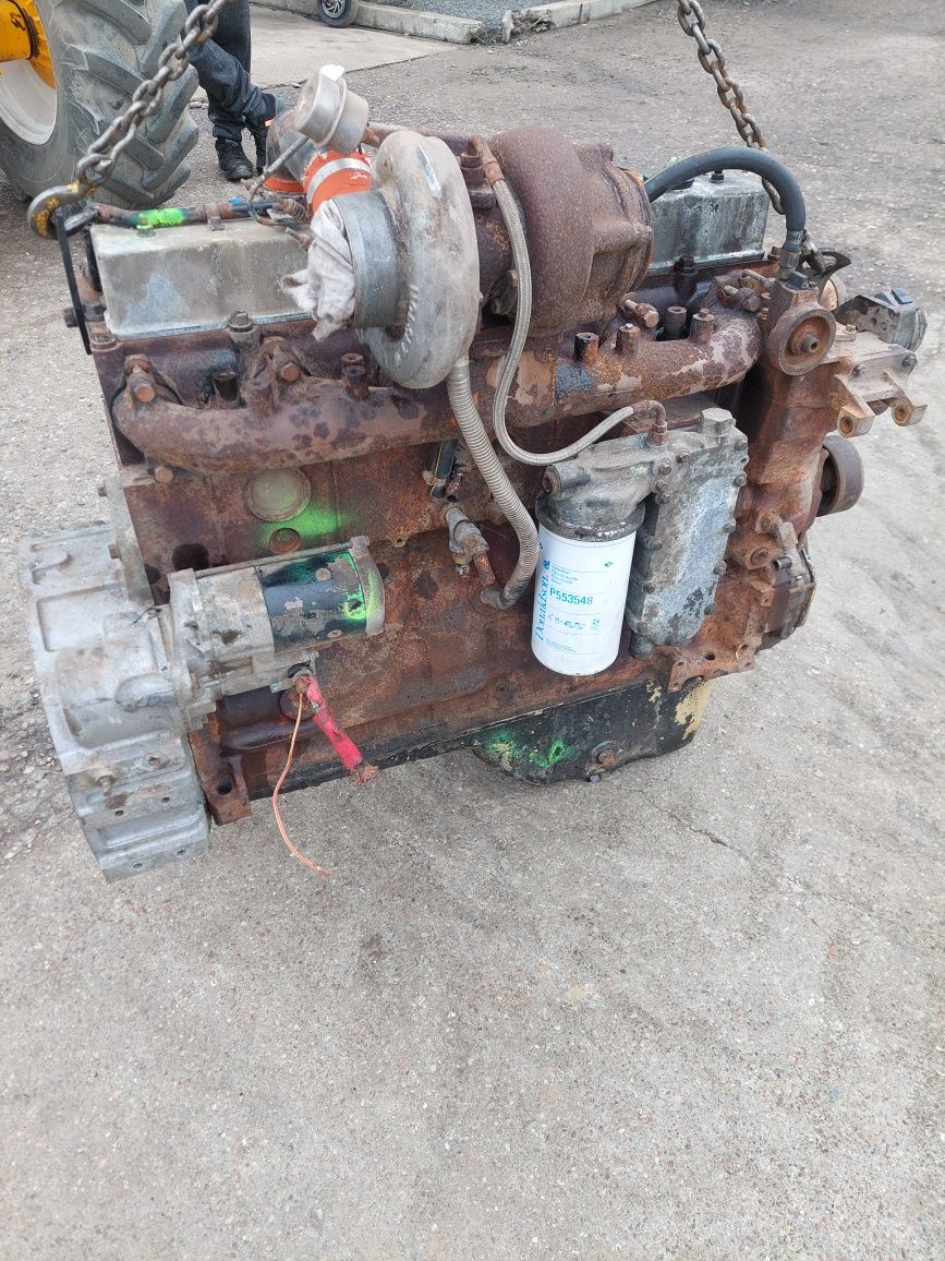 Silnik cummins 6t-830  case 821 f ładowarka