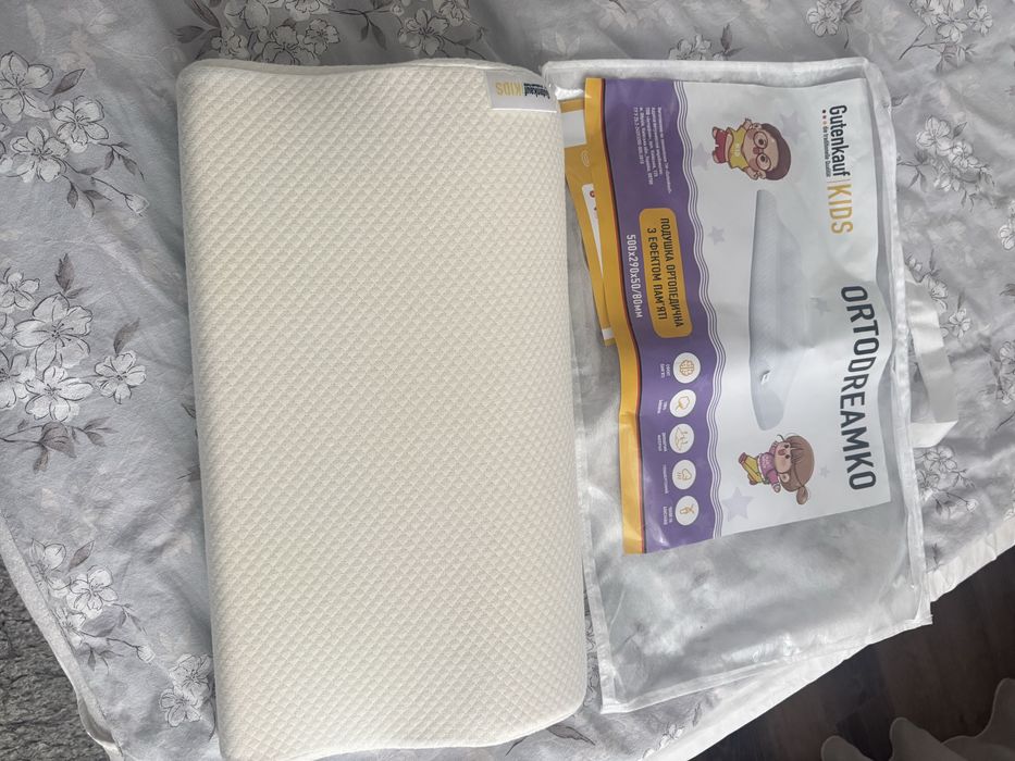 Подушка ортопедична для дітей Gutenkauf Ortodreamko 50x29