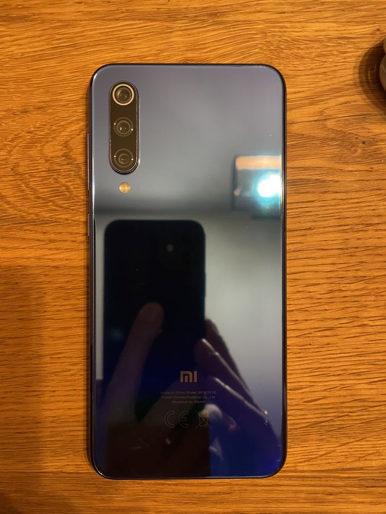 Xiaomi Mi 9 SE 6/128 niebieski