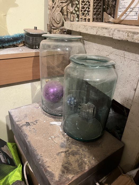 Dwa duze przedwojenne słoiki słoje