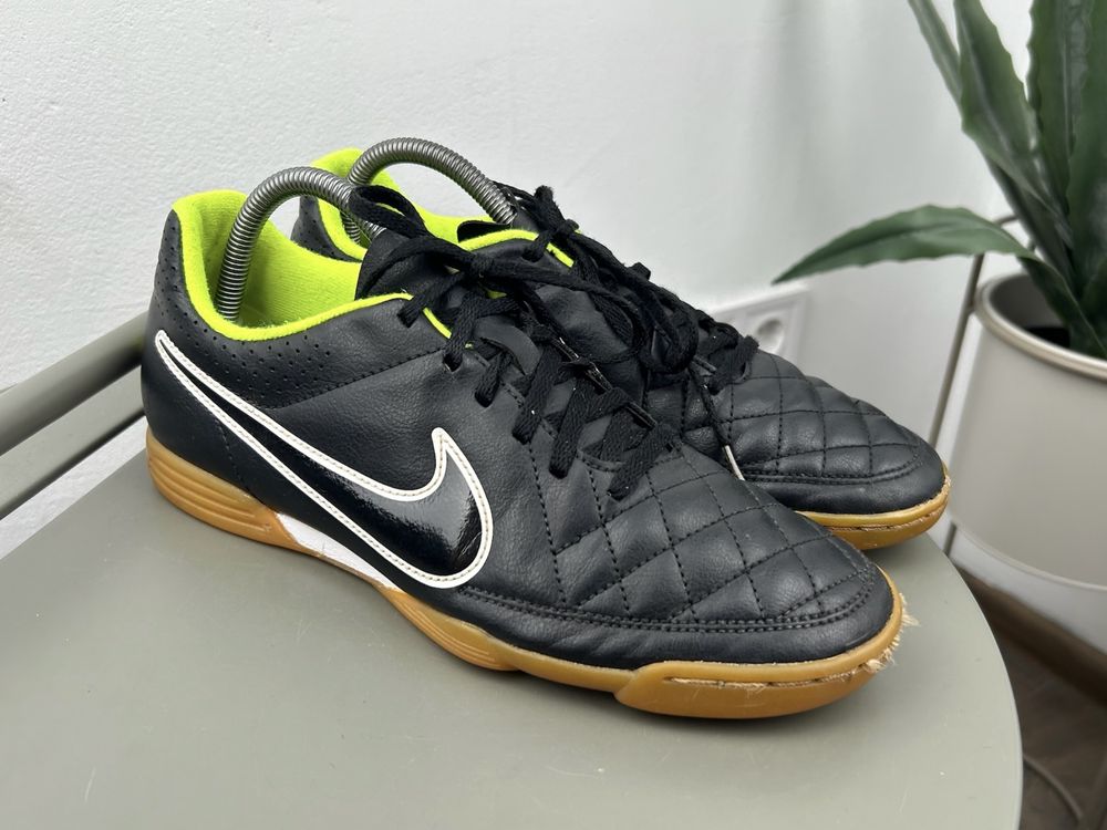 Оригінал! Футзалки Nike Tiempo 41 розмір 03428