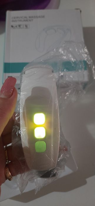 Отличный массажёр для шеи