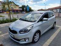 Kia carens automat