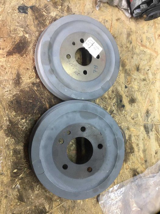 Bęben tył do e21 316 NOWY OEM tylne tylnie hamulce bębnowe 318i 315