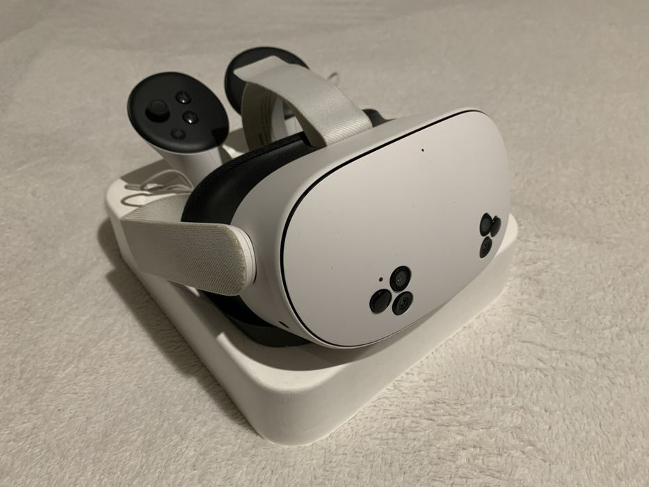 VR-окуляри Oculus Quest 3s