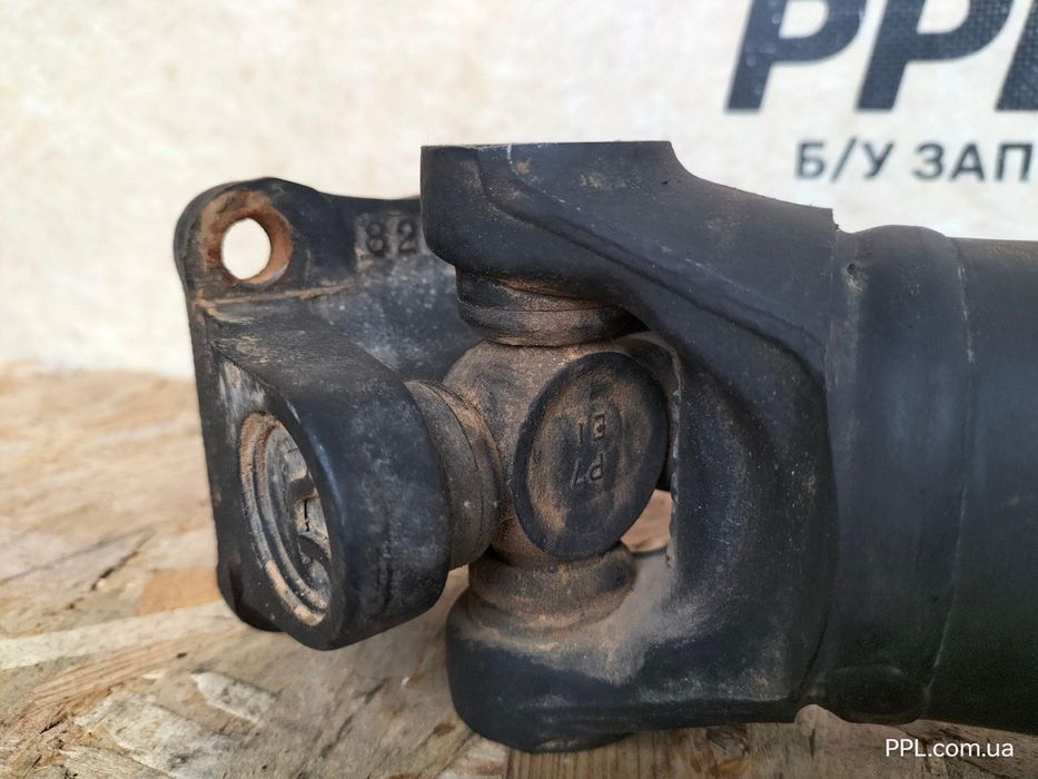 Nissan Navara D23 14- Вал карданный передний