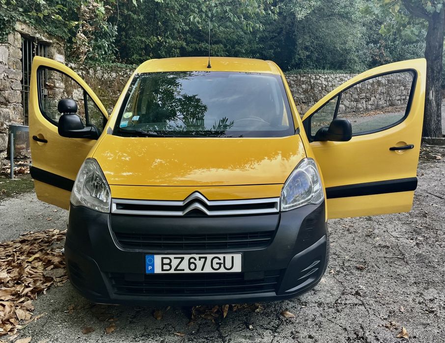 Berlingo 2018 com 3 lugares