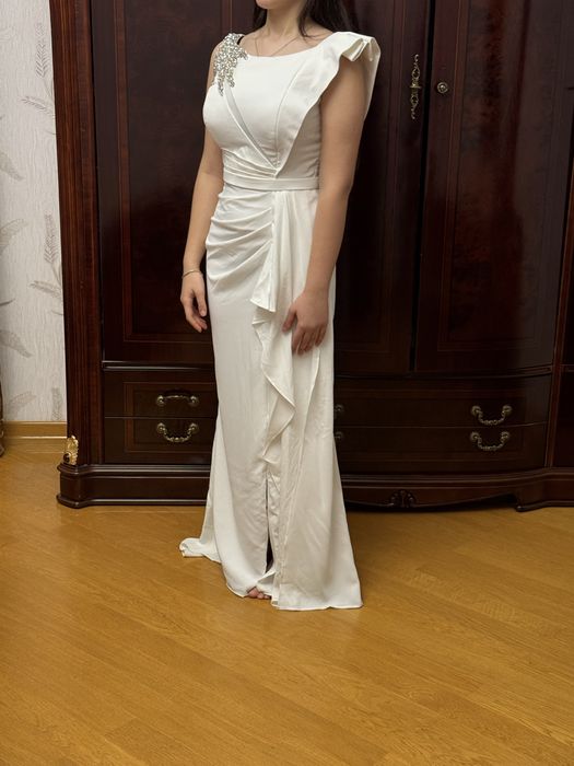 Весільна сукня ,Свадебное вечернее платье Ella Bella