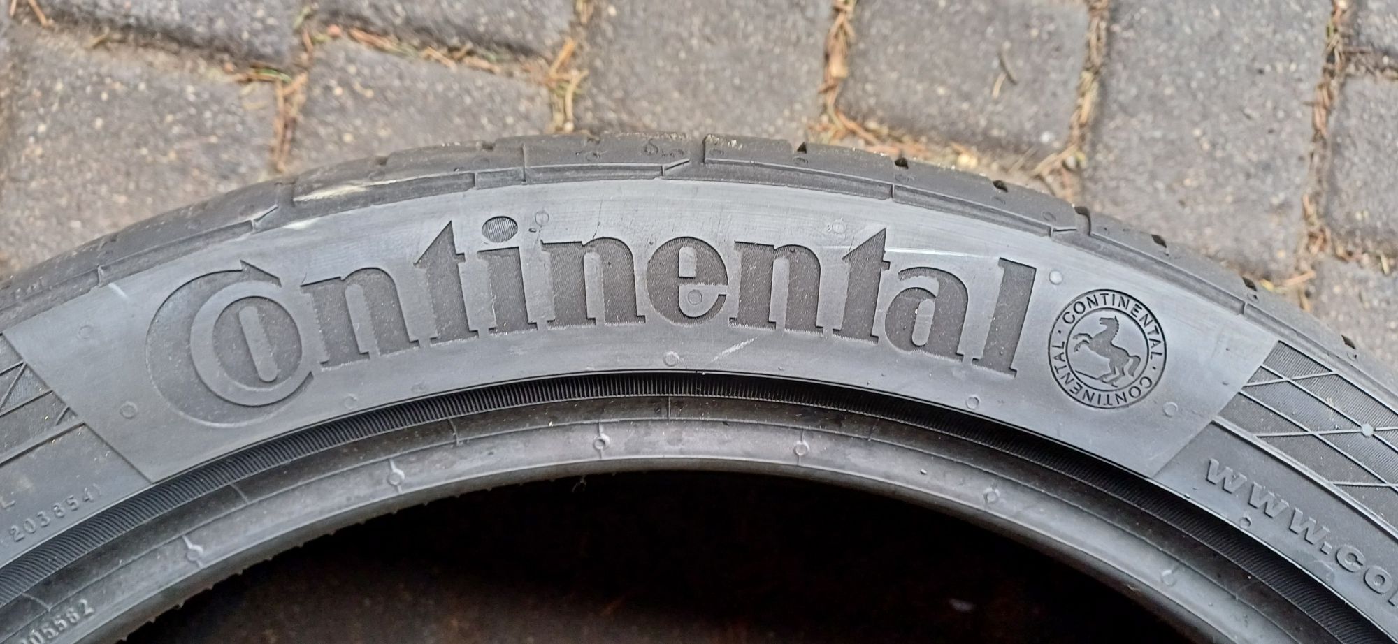 CONTINENTAL 255/35R18 94Y , pojedyńcza opona letnia.