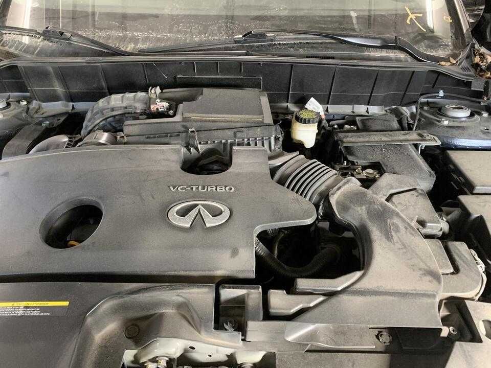 В разборе Infiniti QX50 2020 запчасти 2021 дверь бампер кулак решетка