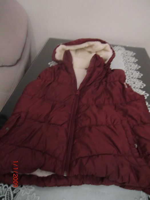 sprzedam dziewczecy ocieplany bezrekawnik