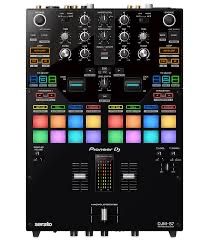Pioneer DJM-S7 – Mikser DJ