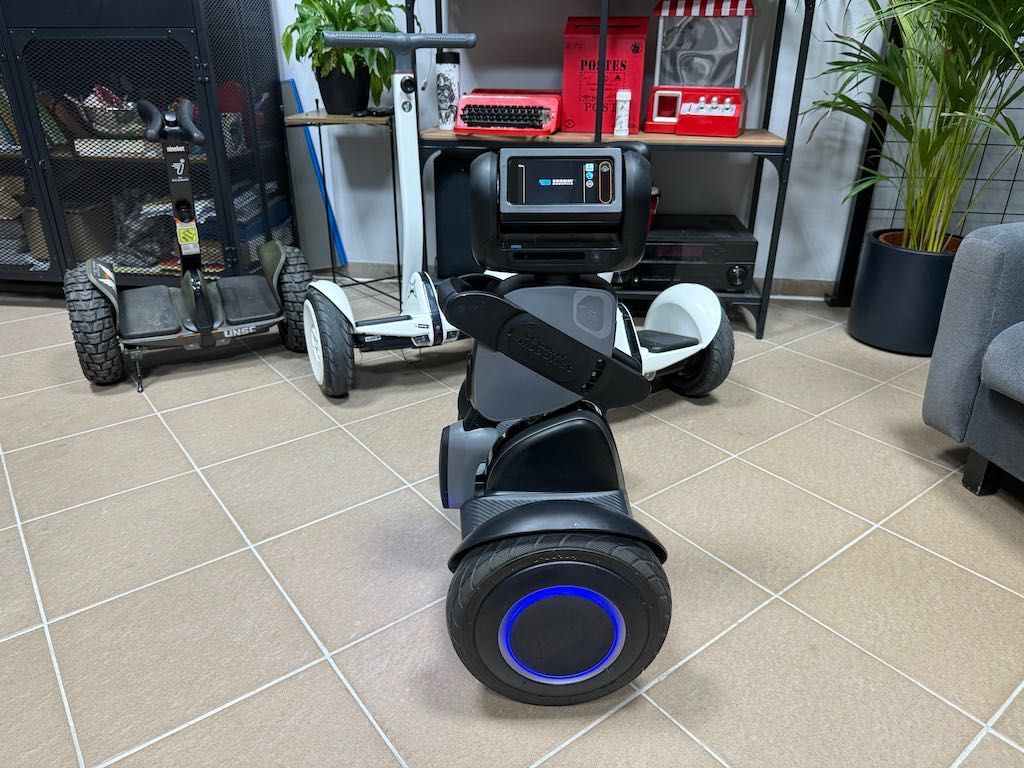 SEGWAY Robotics LOOMO - robot z funkcją Ninebot Mini Pro S Hoverboard