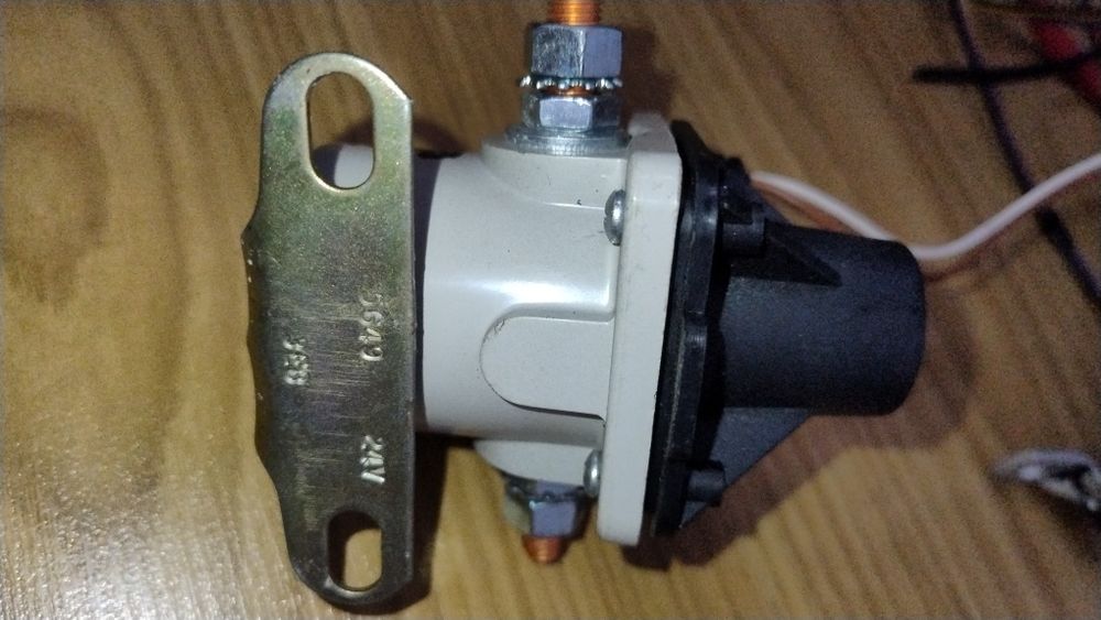 Реле силове з електронним керуванням/масса/ BATTERY GUARD 2000