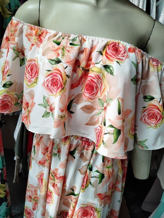 Hit! Sukienka hiszpanka w kwiaty