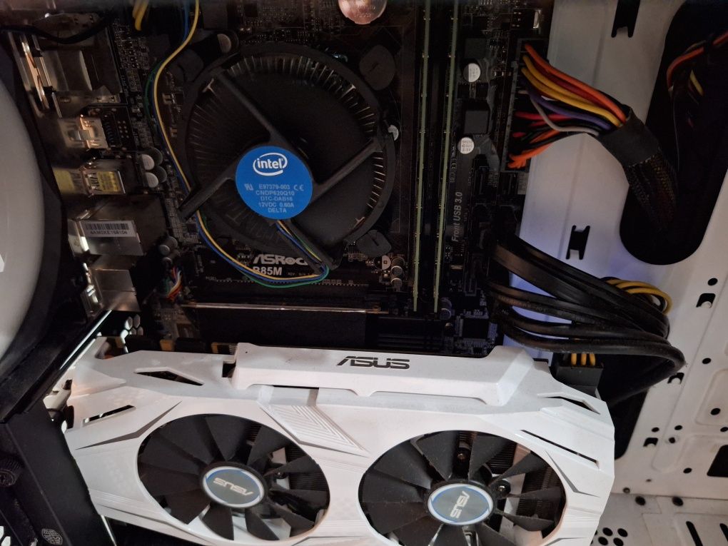 Komputer gamingowy GTX1070
