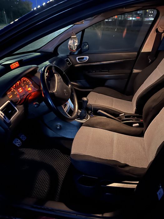 Продам Peugeot 307