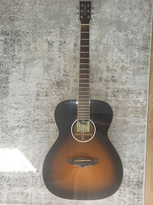 Guitarra Tanglewood TFA VS