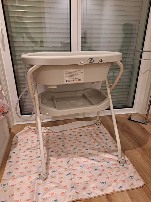 Banheira com trocador