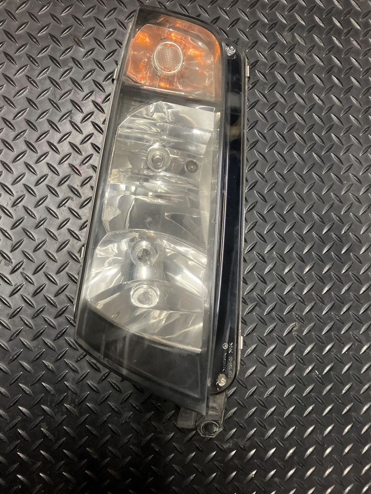 Skoda Fabia I - lampa przód lewa