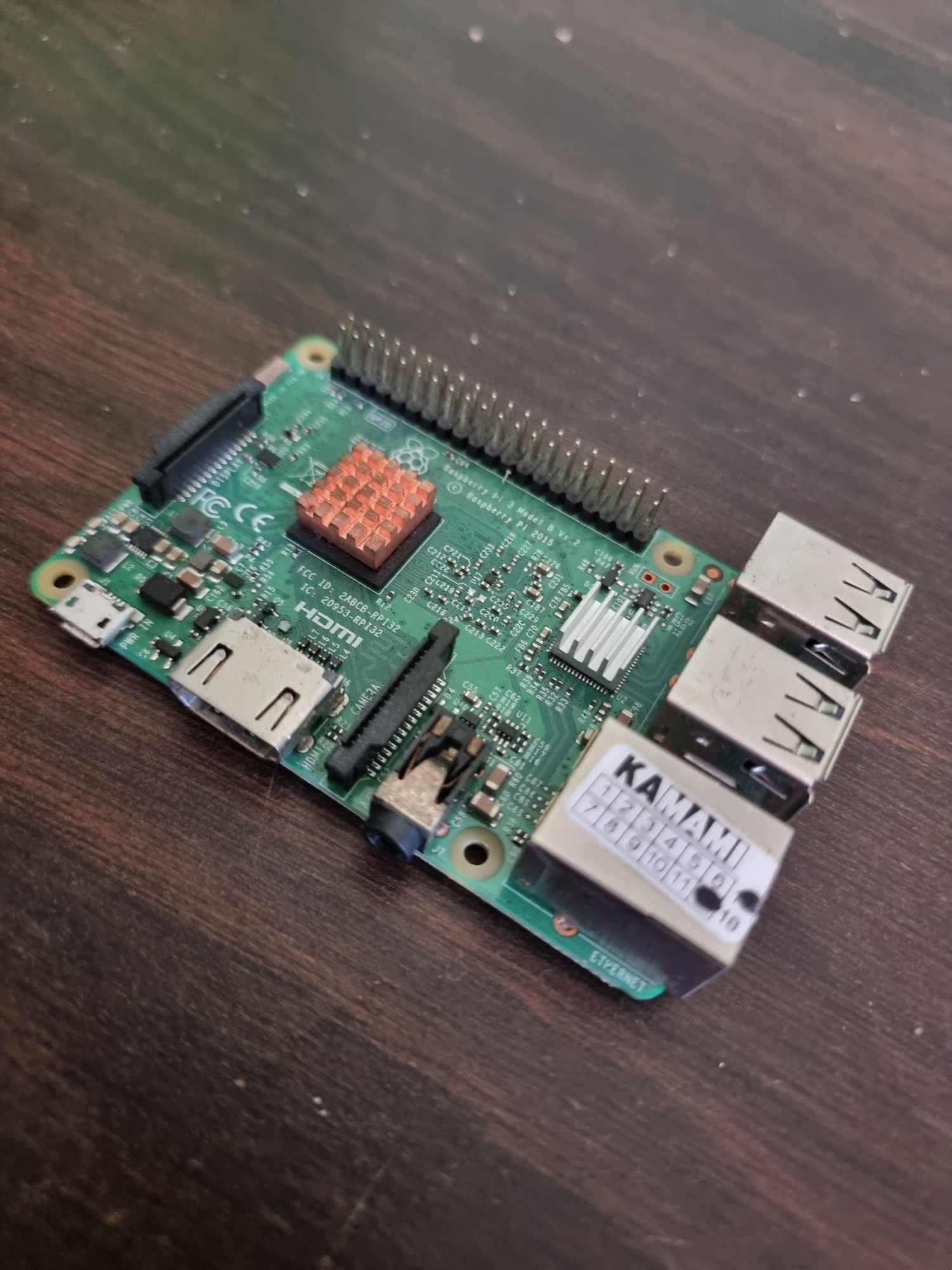 micro komputer raspberry Pi 3b+ WiFi w zestawie komputer, obudową i za