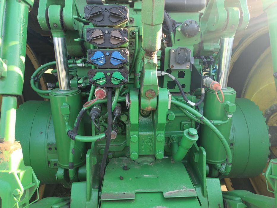 john deere 8345 RT