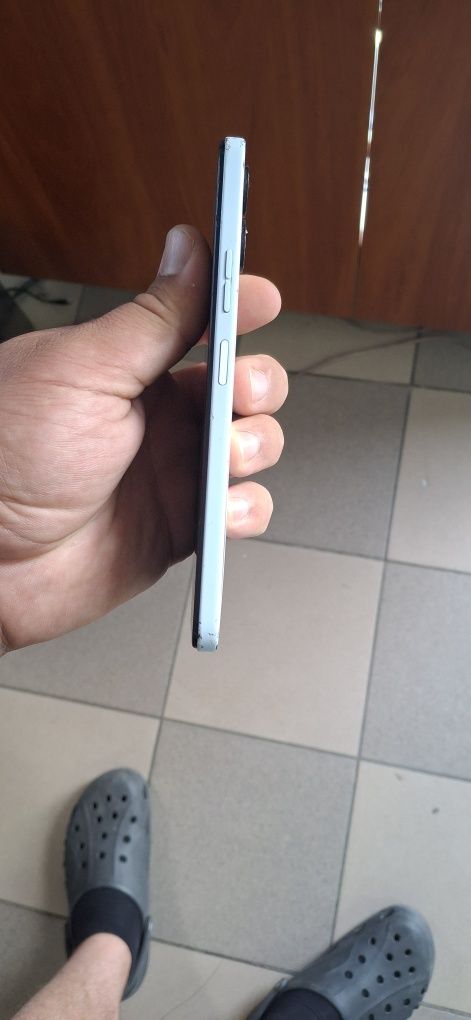 смартфон Tecno Camon 19 Neo.