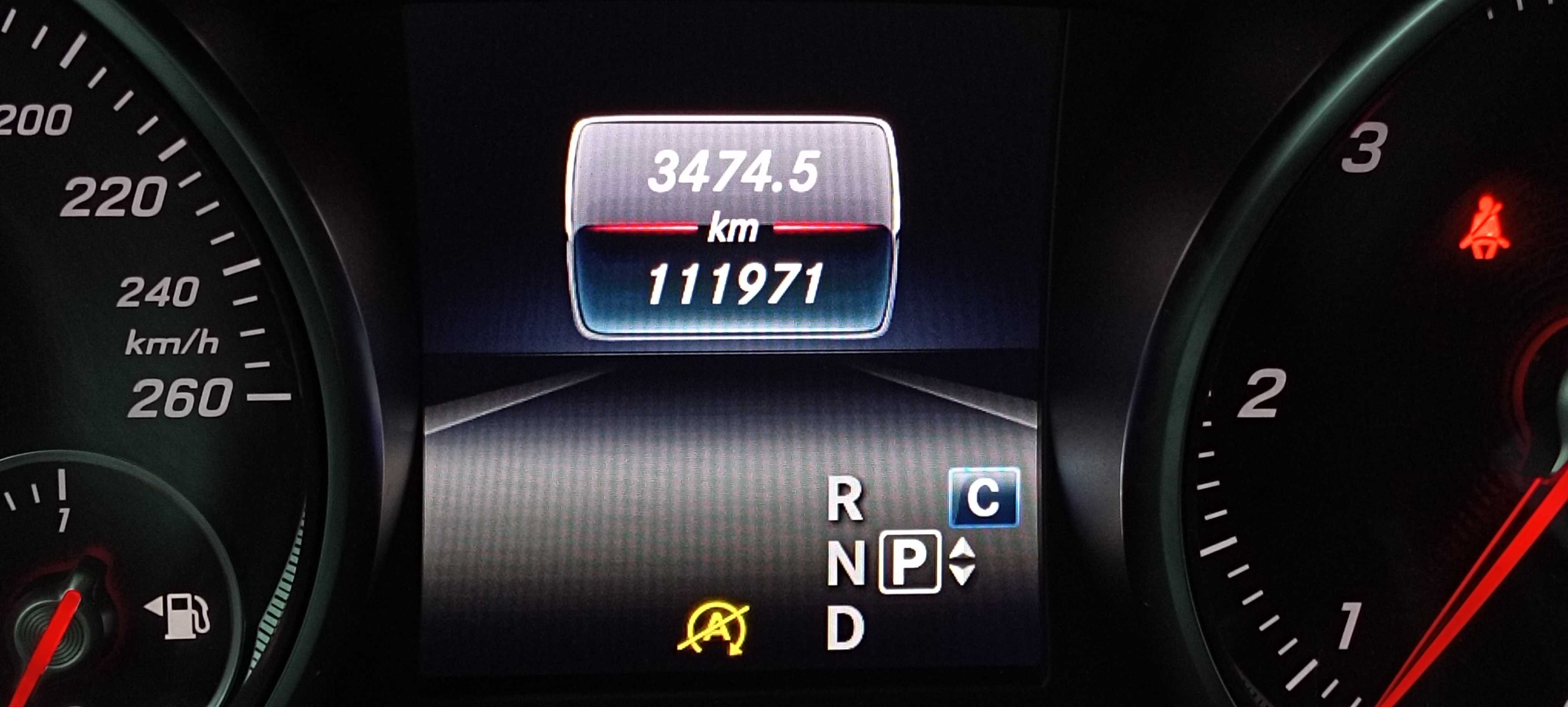 Mercedes CLA 200D com mudanças automáticas