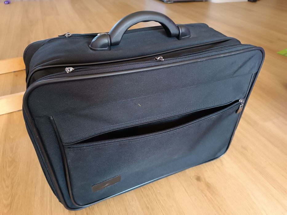 Torba koloru czarnego