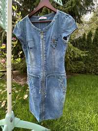 Granatowa sukienka jeansowa ze zdobieniem