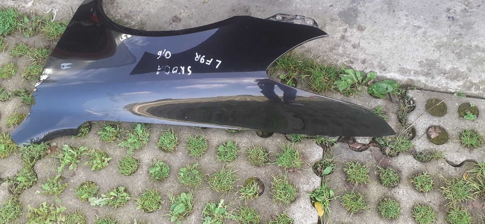 Skoda Octavia II  blotnik przód  lewy prawy