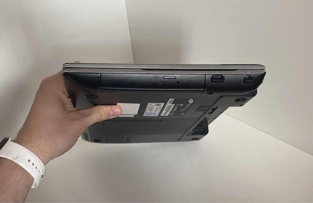 Ноутбук Samsung RV520 15.6"/ на запчастини! N2704