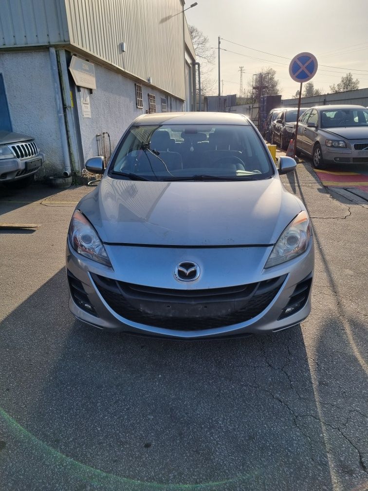 Mazda 3 2.2D de 2010 para peças