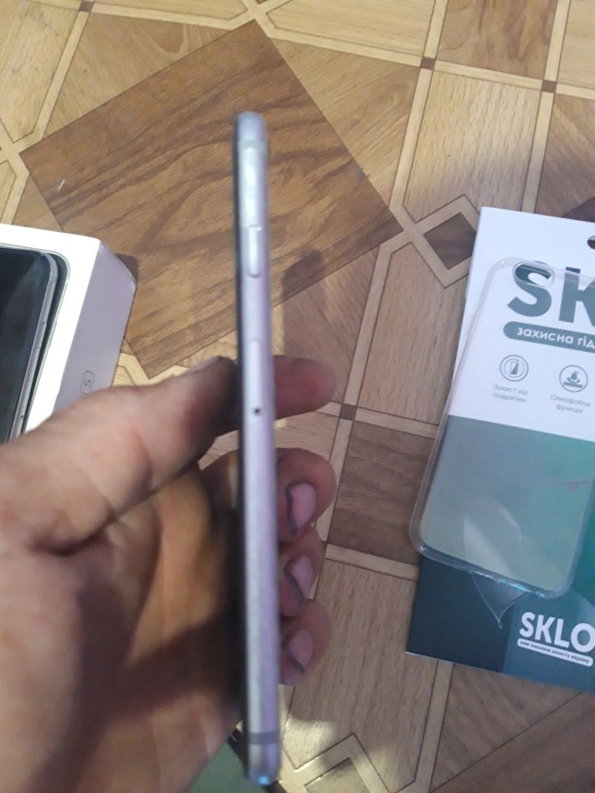 Продам два айфон 6s 32gb