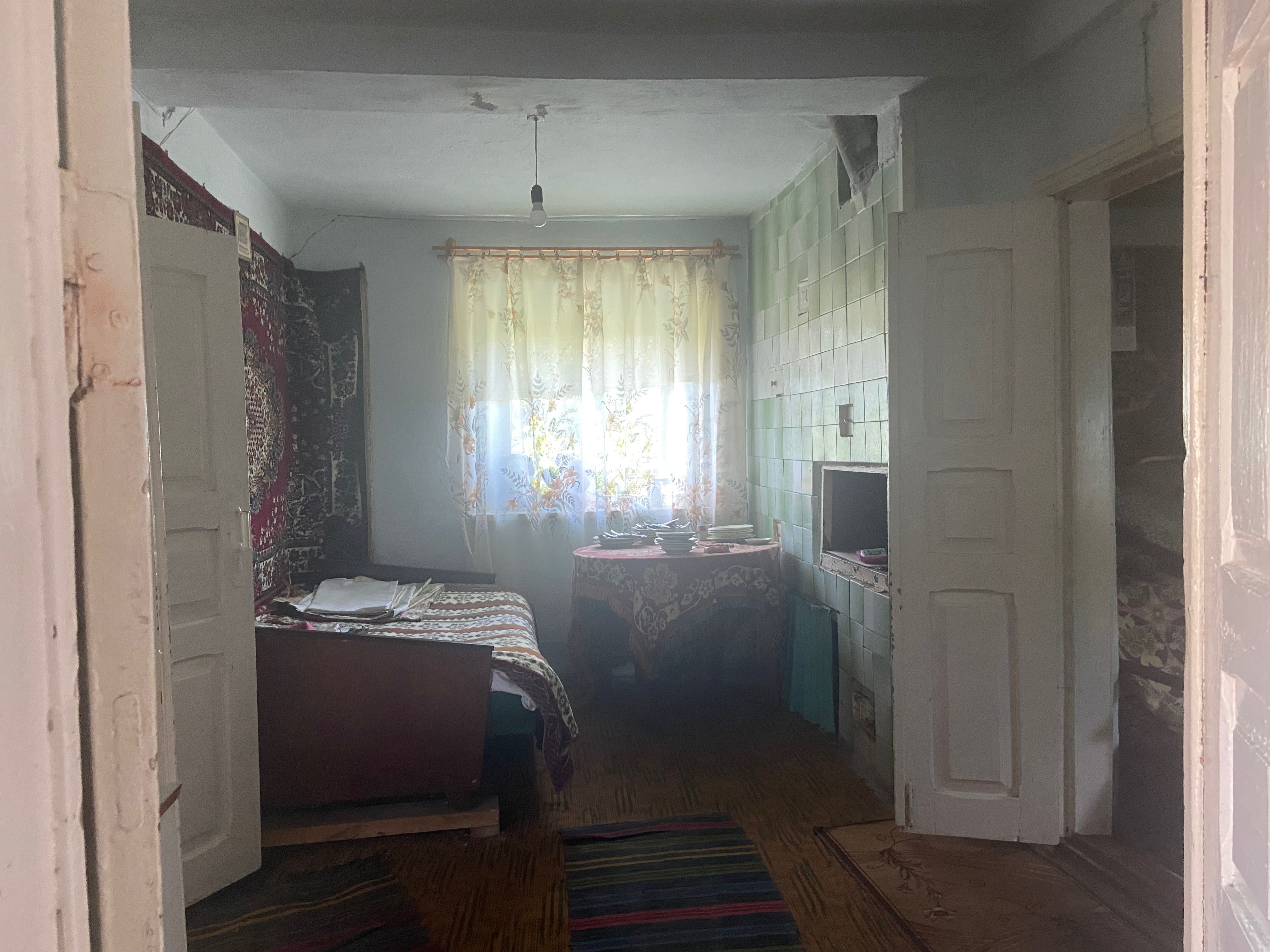 Продається будинок в селі  Красненьке , Миколаївській області.