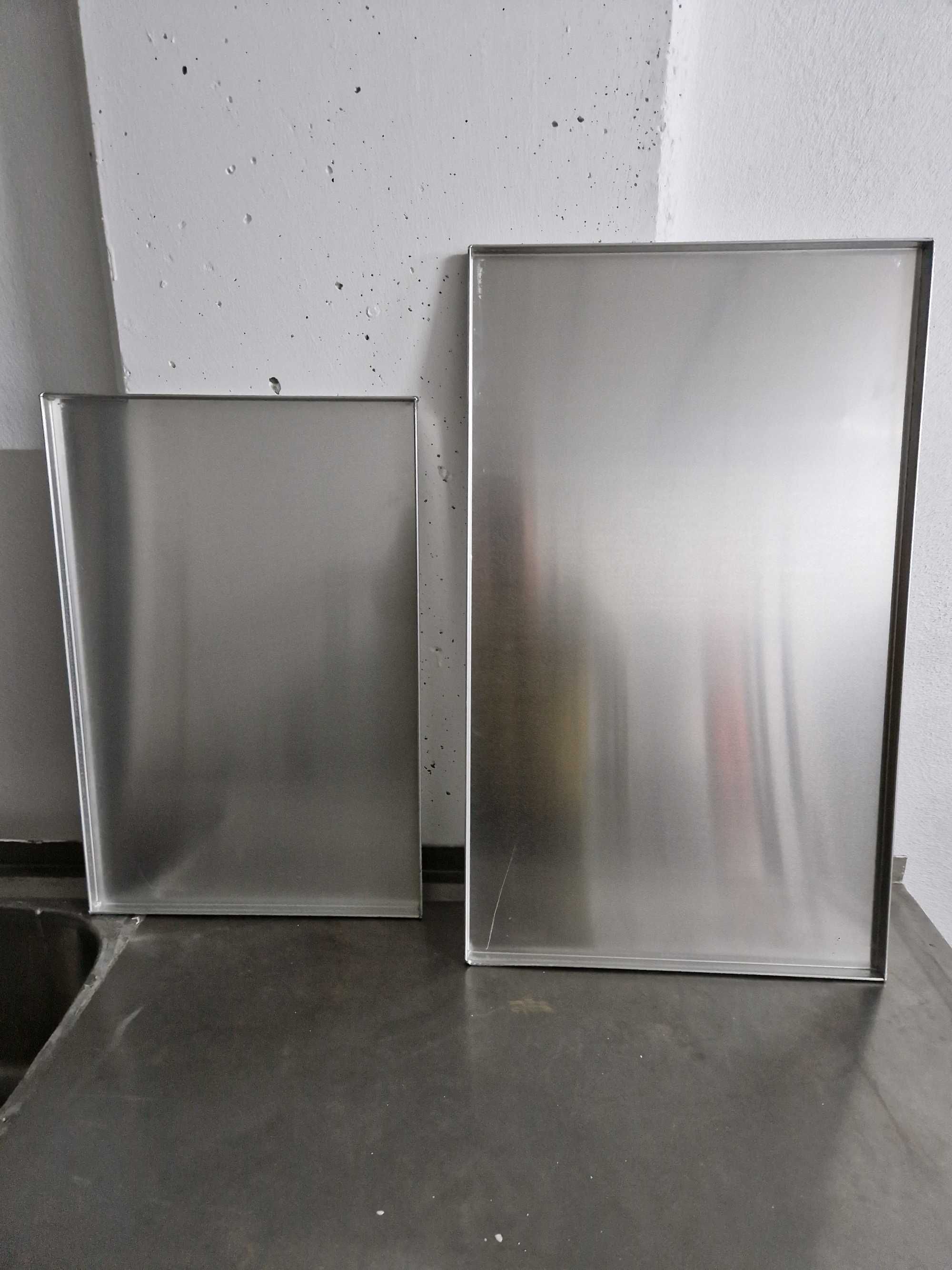 2 Tabuleiros em Alumínio Novos - Com 750x450x20 MM / 600x400x20 MM