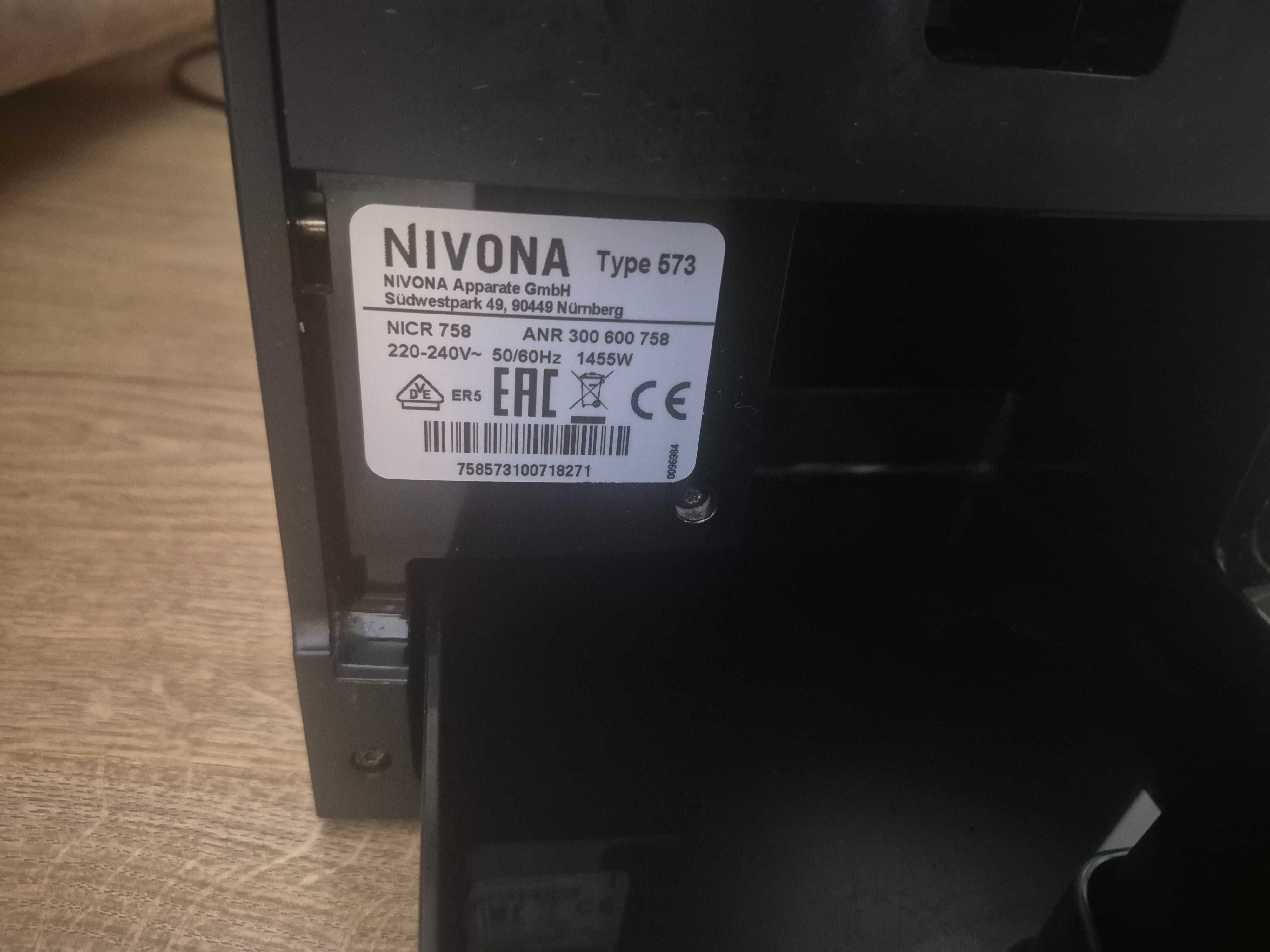 Ekspres do kawy Nivona CafeRomatica 759