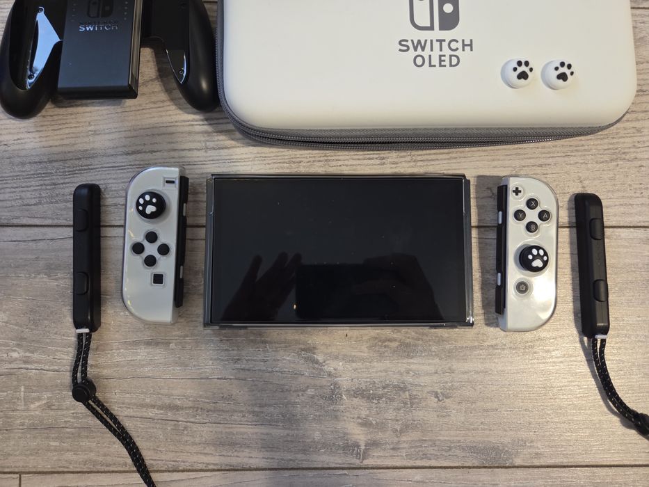 Nintendo Switch OLED 64GB + karta 1TB | CFW | Mega zadbany