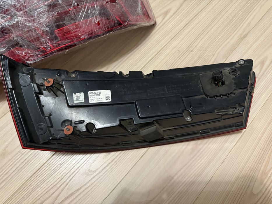 Audi Q7 4M Европа 2015-2019 Задний Фонарь Оригинал Ліхтар Стоп Фара