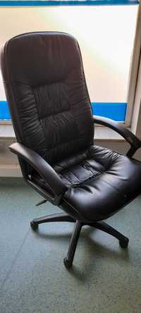 Conjunto de cadeiras para escritório