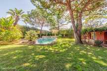 Moradia T4  Unifamiliar em Zona de Residenicial