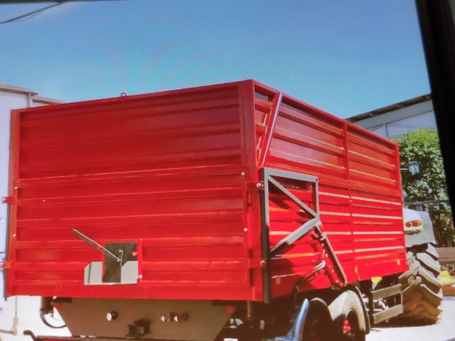 Blachy  burty nadstawki przyczepa rozrzutnik  zabudowa fasada Kontener