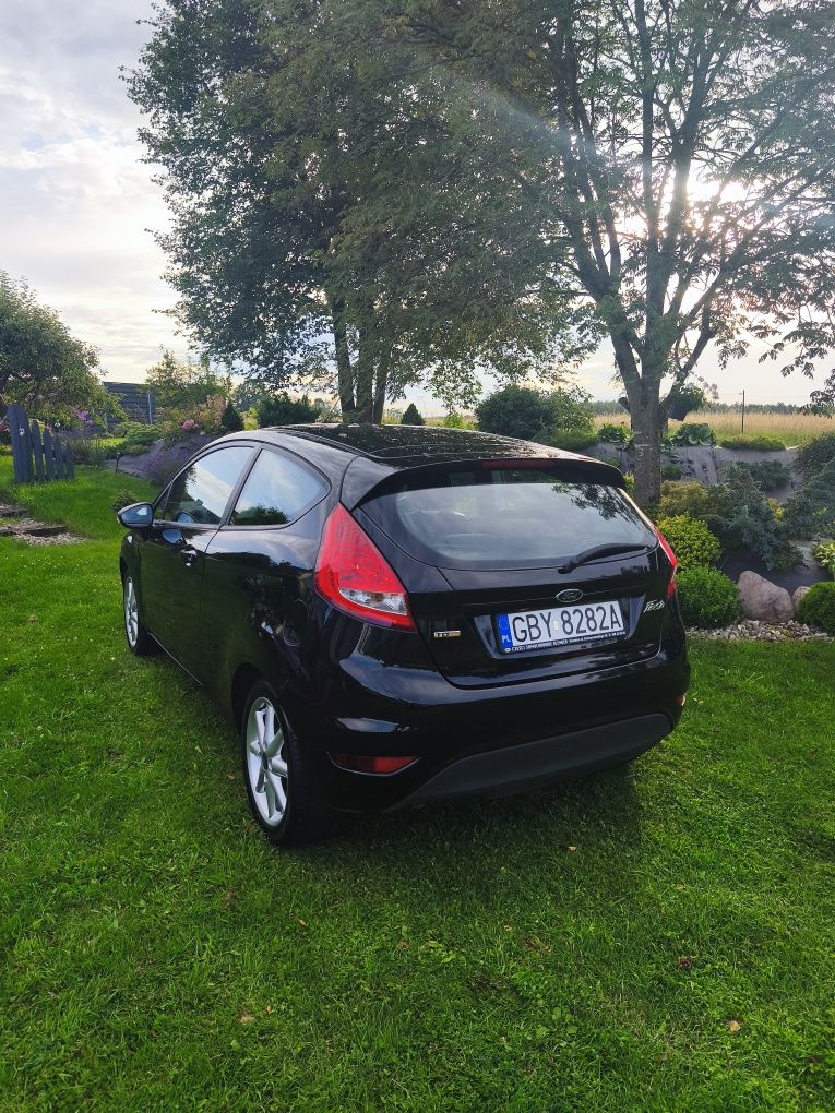 Ford fiesta 1.6 TDCi 2010 rok