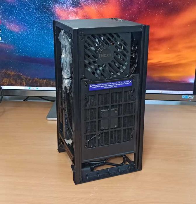 Obudowa NZXT H1 | Sprawna