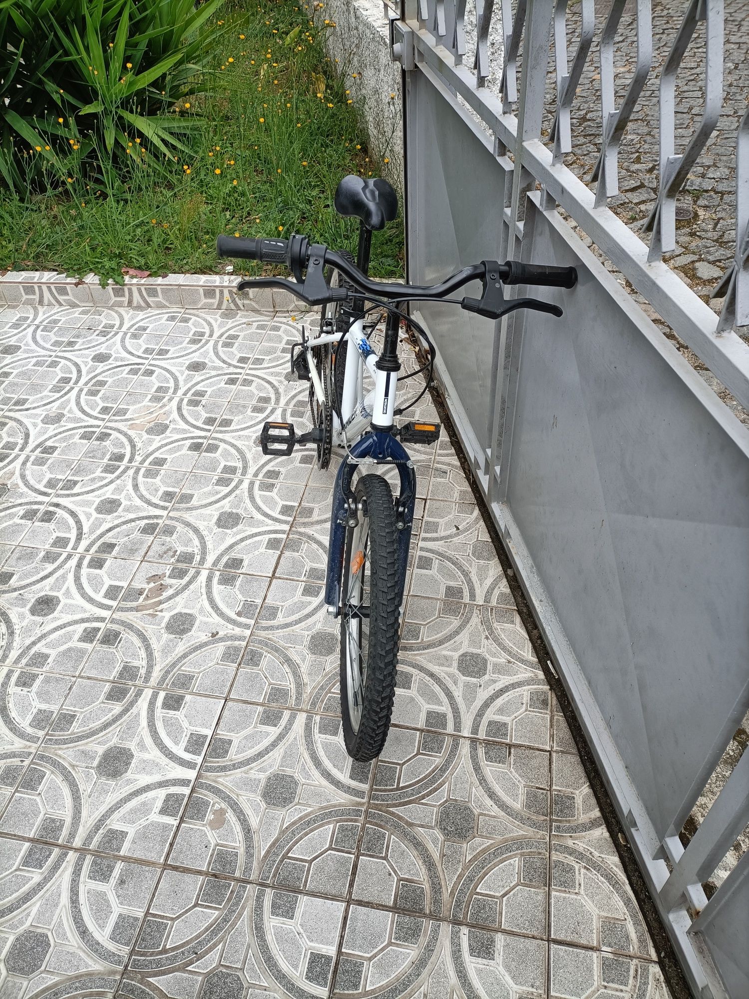 Bicicleta rockrider  criança
