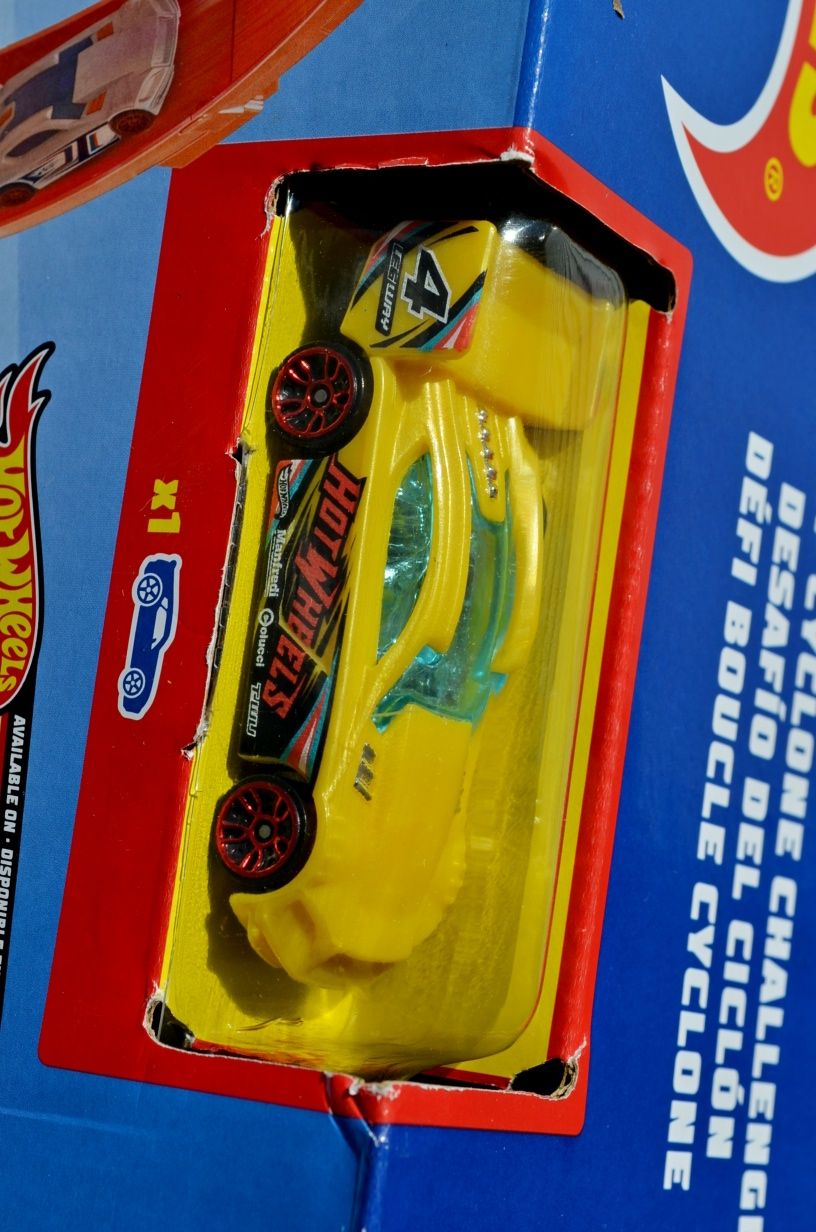Трек Hot Wheels гіперпетлі Loop Cyclone гиперпетли петля набір пуск 4+